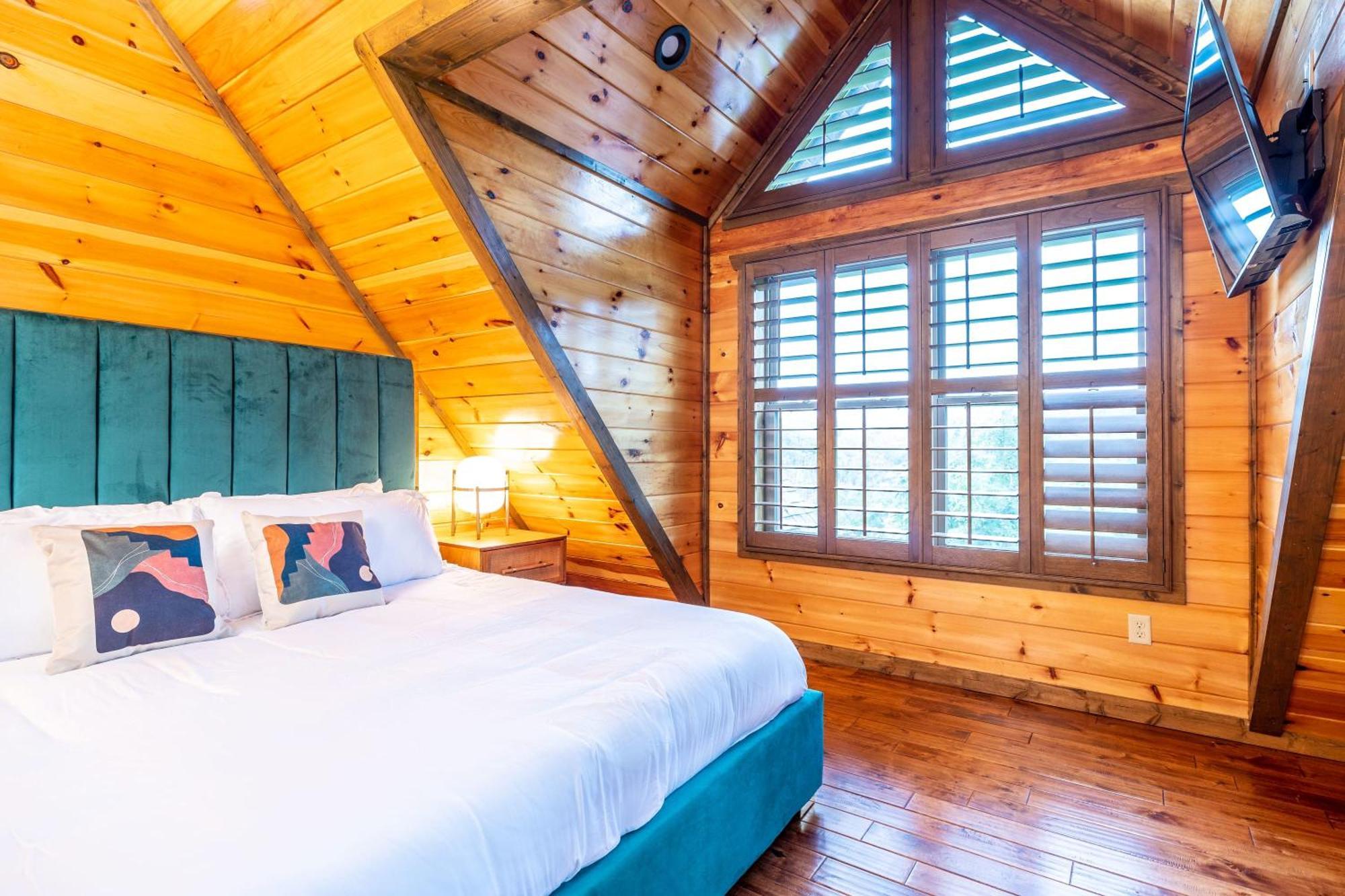 The Solstice - Amenities Galore Mountain Retreat Gatlinburg Exteriör bild