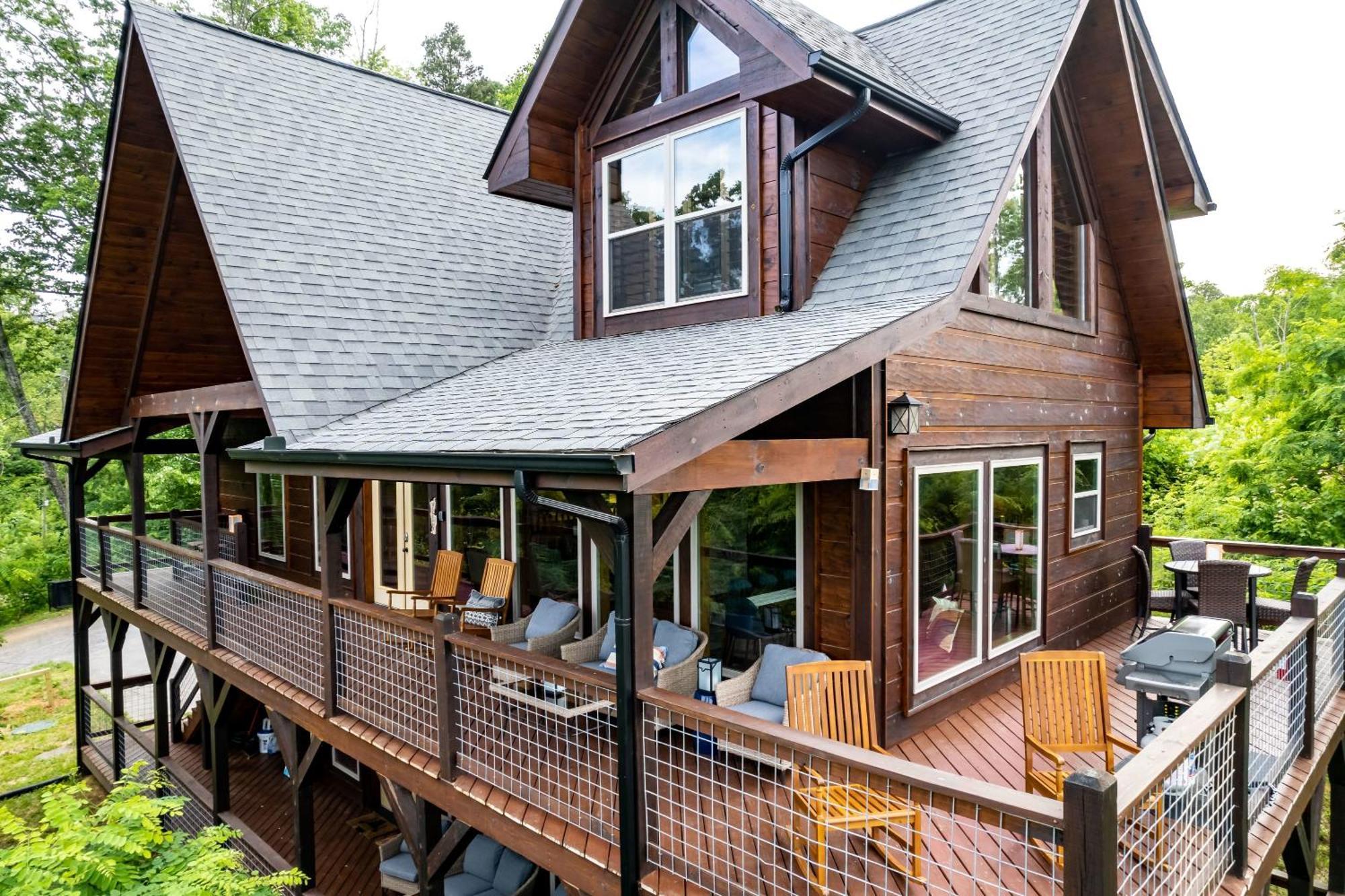 The Solstice - Amenities Galore Mountain Retreat Gatlinburg Exteriör bild