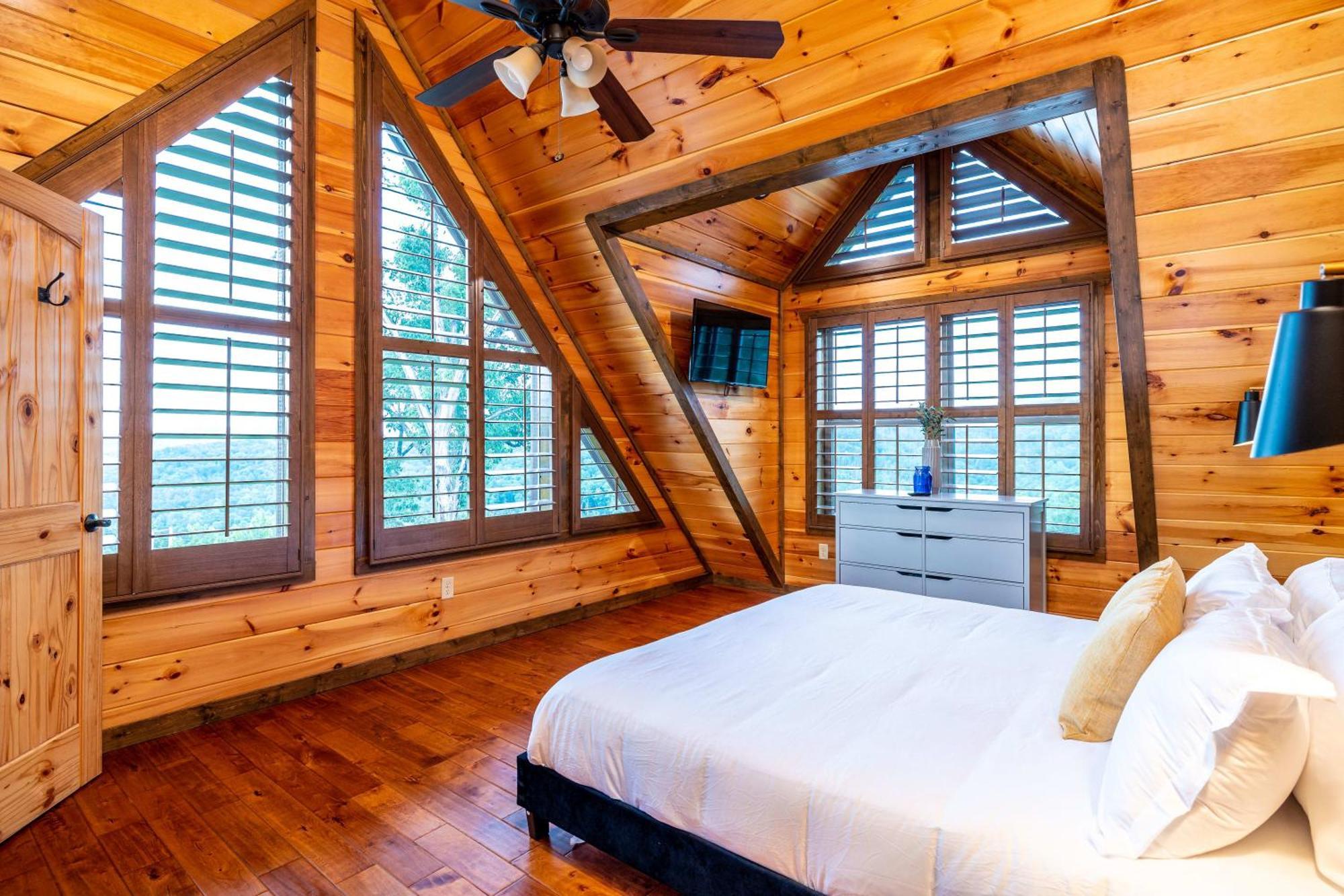 The Solstice - Amenities Galore Mountain Retreat Gatlinburg Exteriör bild