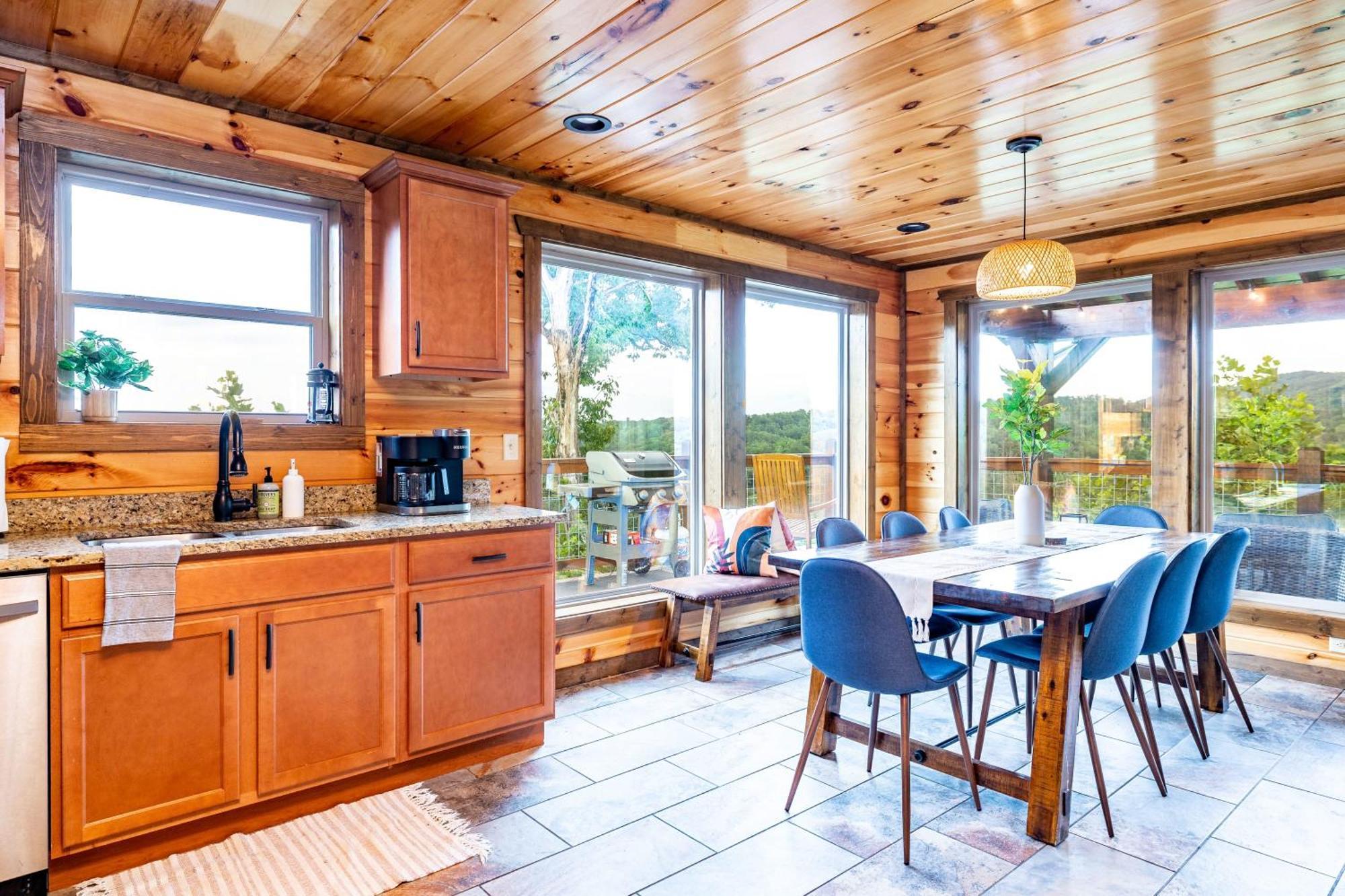 The Solstice - Amenities Galore Mountain Retreat Gatlinburg Exteriör bild