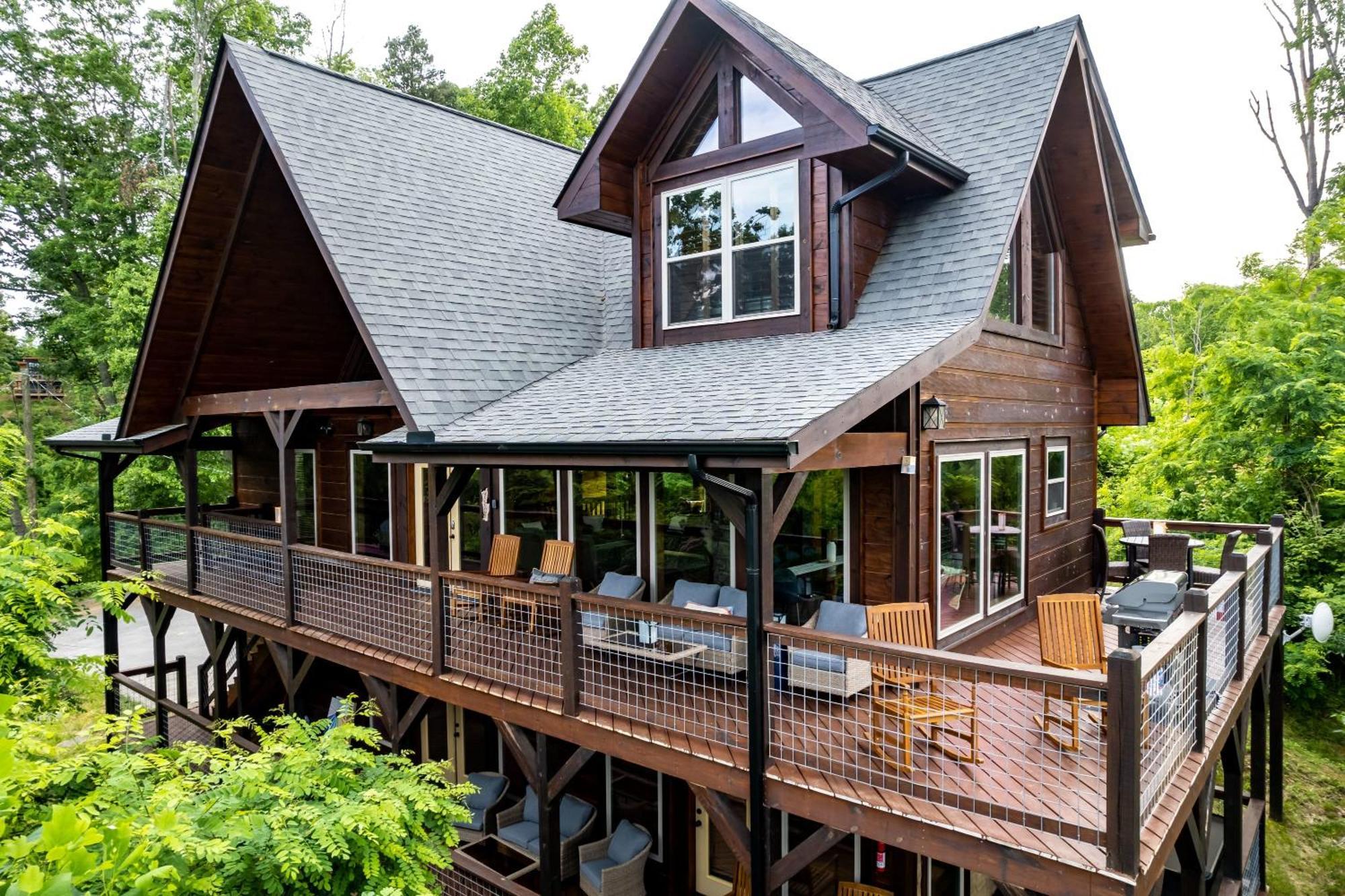 The Solstice - Amenities Galore Mountain Retreat Gatlinburg Exteriör bild