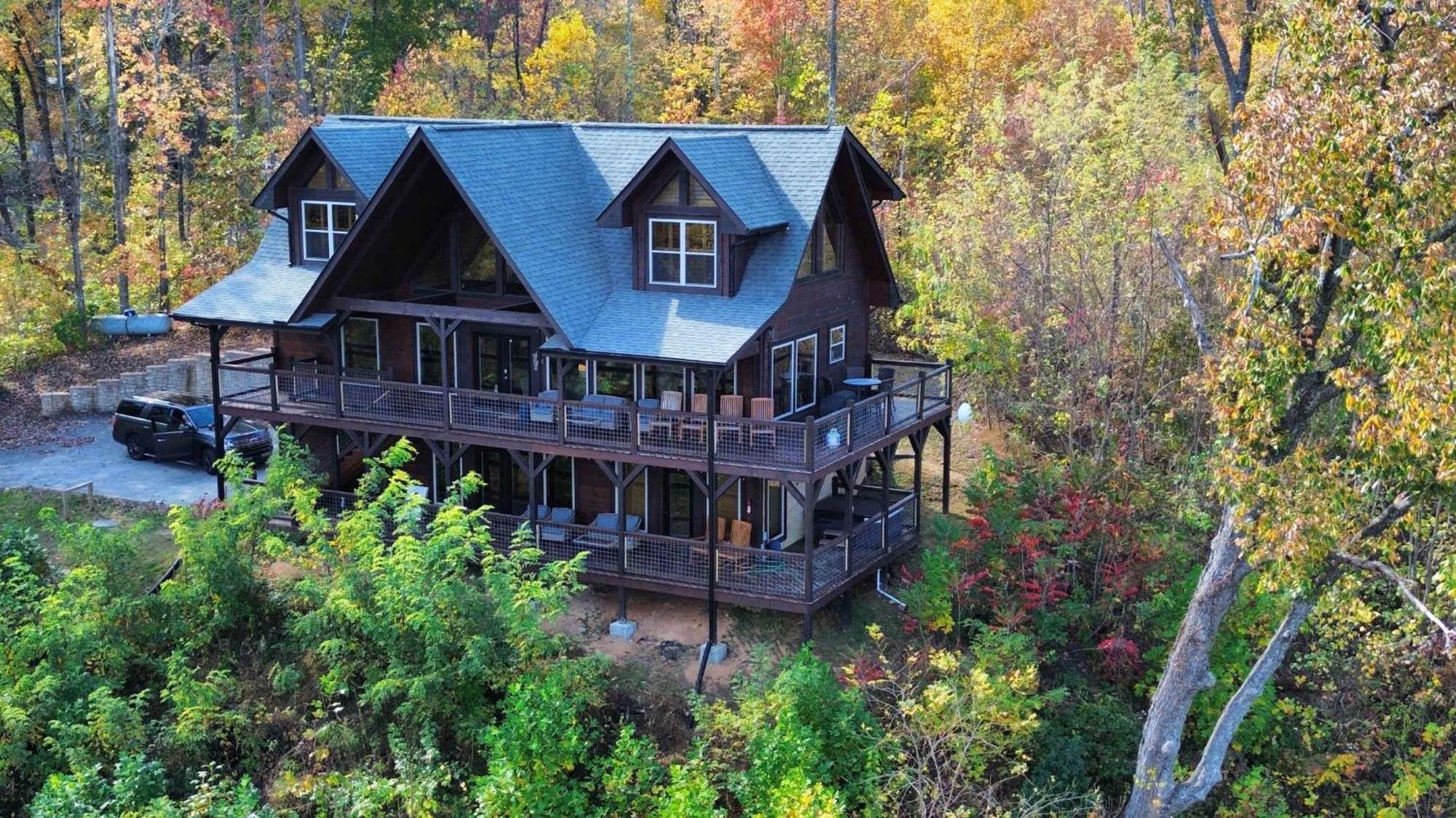 The Solstice - Amenities Galore Mountain Retreat Gatlinburg Exteriör bild